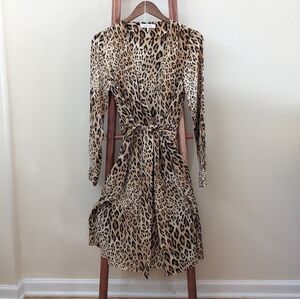 Frame 100% silk double breasted leopard print dress size S
